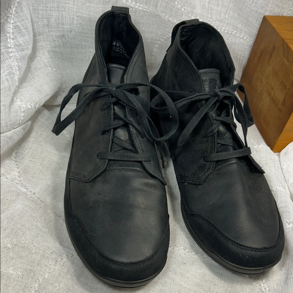 Under Armour leather lace up chukka boots